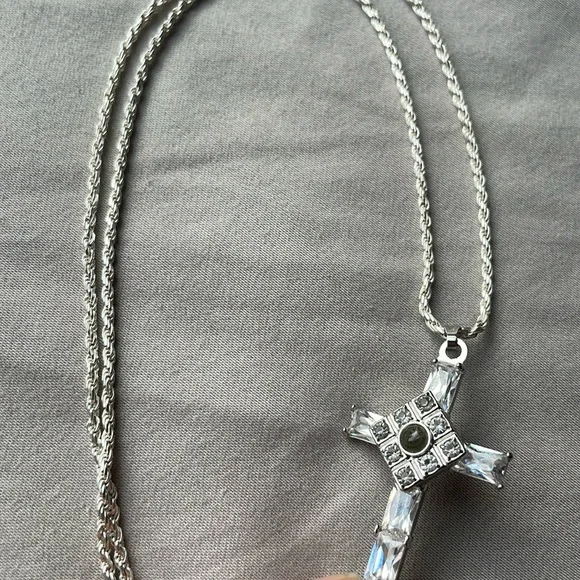 Italian 925 sterling silver cross necklace w/ stones & see-through center